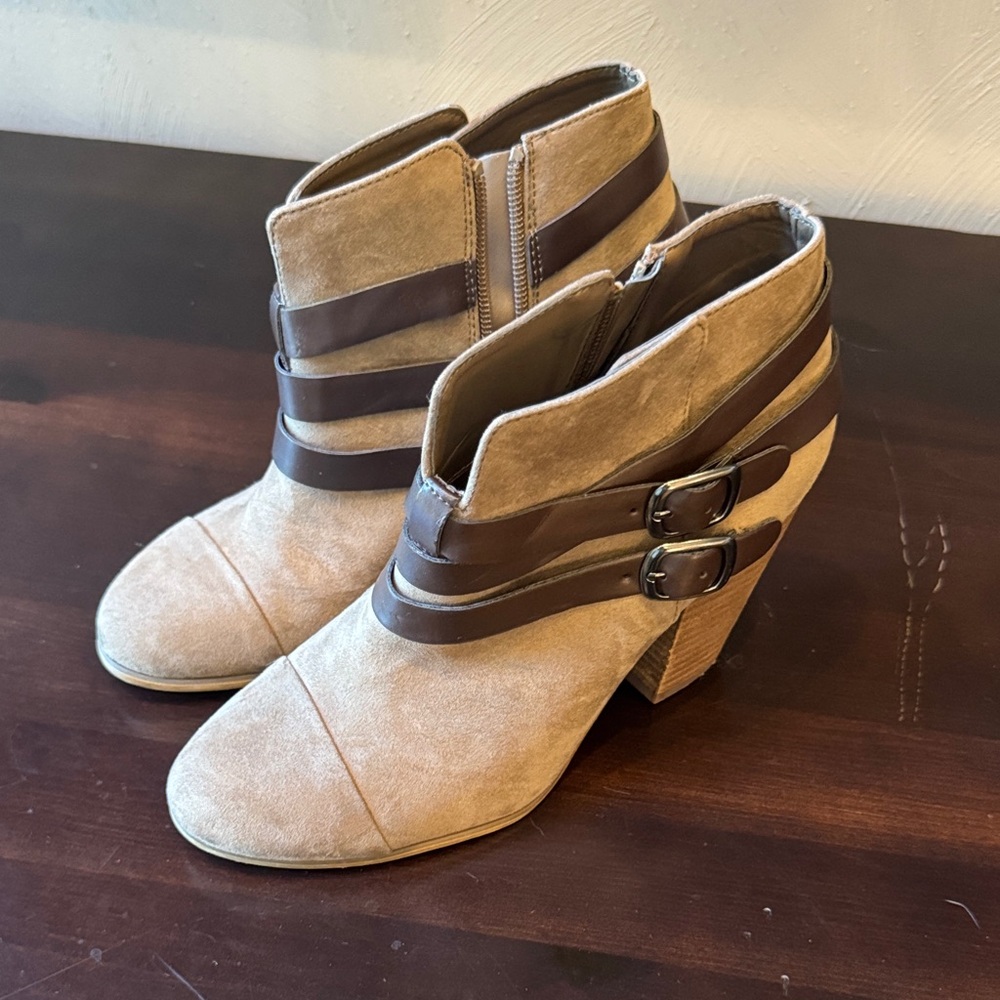 Carlos Santana Tan and Brown Ankle Booties